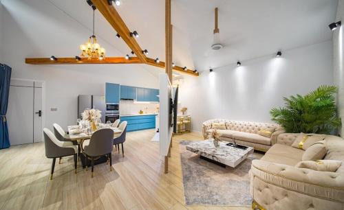 Maret Villa | Selena Pool Villa Quiet and Chic