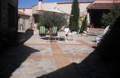 Otero de Herreros Cottage | Self catering La Chatarrería de Ferreros for 16 people