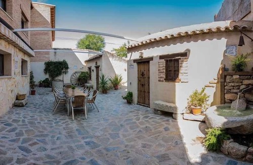 Galvez House | Self catering Callejón del Pozo for 9 people