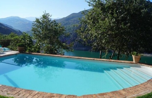 Guejar Sierra Cottage | Self catering Cortijo La Solanilla for 6 people