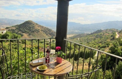 Alora Cottage | Self catering El Chorro Villas for 8 people