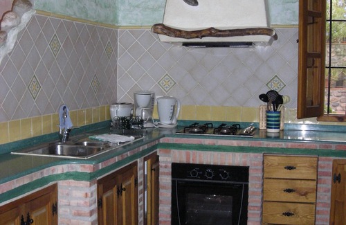 Guajar Faraguit House | Self Catering in Style with solar heated Jacuzzi - Pool set in a Cave