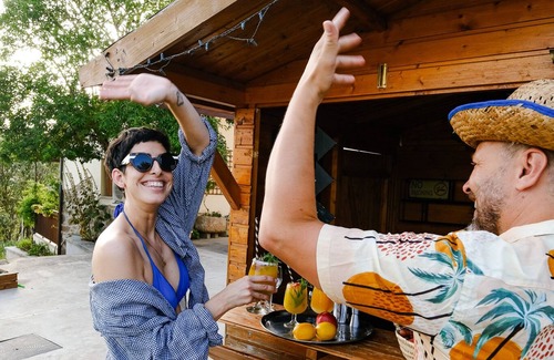 Biosca Cottage | Self catering La Ribereta for 13 people