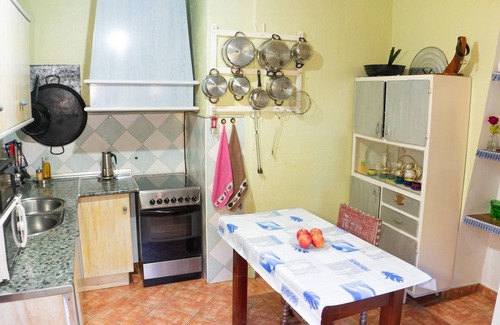 Illora Cottage | Self catering Las Chorreras for 10 people