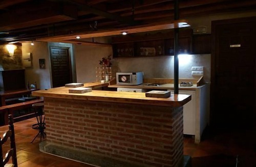 Cillan Cottage | Self catering Las Henrenes for 8 people