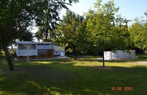 Saint-Romain House | Self-catering mobile home