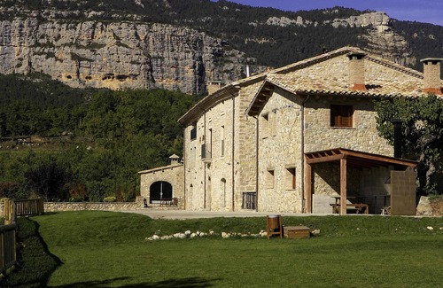 Lladurs House | Self catering Poble Rural Puigarnau-Pubill�� for 6 people