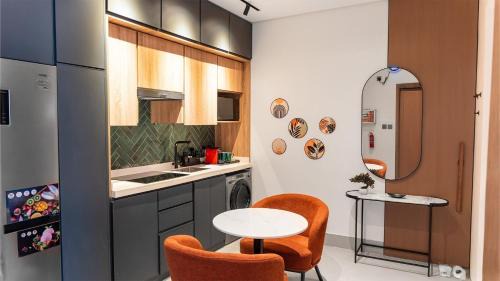 Al-Rawdah Apartment | Self Check-in Private Parking Central