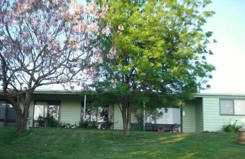 Barwite Other | Self contained 2 bedroom studio apartment attached to house