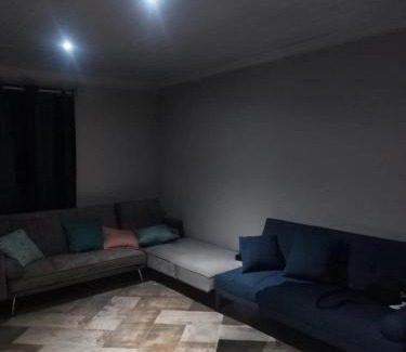 Greater Johannesburg Metropolitan Area Apartment | Self serviced cute and comfy nestled in the center of lenasia