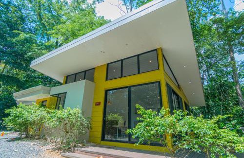 Tarcoles Cabin | Selva Color - Forest & Beach EcoLodge