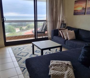 Semaphore Park Apartment | Semaphore beachfront