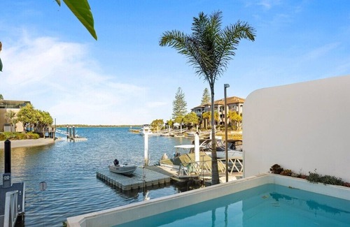 Runaway Bay House | Sensational Gold Coast Home