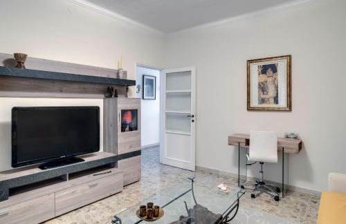 Caronno Pertusella Apartment | Sentirsi a casa, lontano da casa-feel at home away from home