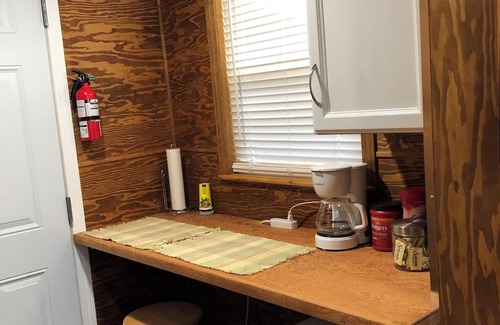 Chilliwack Proper Village West House | Separate Small compact Room with Queen bed and Shower No-3