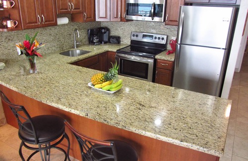 Honokowai Condo | Sept-Oct Special! Views from your Lanai—Lovely Oceanfront Condo "No Resort Fee!"