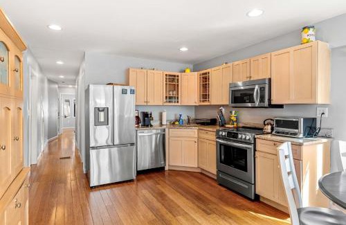 Salisbury Apartment | Serendipity Beach Retreat Nautical Retreat