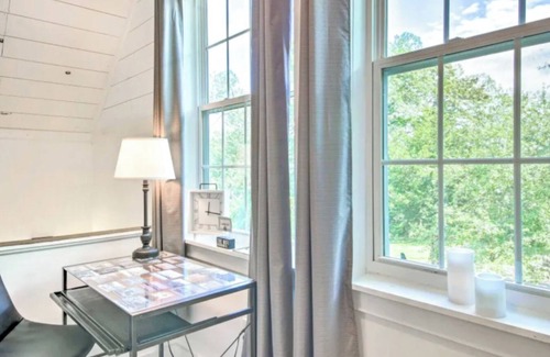 Bath House | "Serene 1 Bedroom with River View, Gardens, and Private Amenities, Near Town"