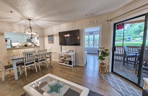 Arcadian Shores Cabin | Serene 2 bedroom, 2 bath lodge, with full access to amenities, 101AC