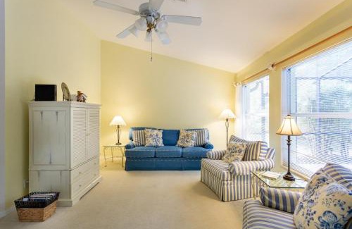 Fountain Lakes House | SERENE & ATTRACTIVE 3BR HEATED POOL/SPA HOME