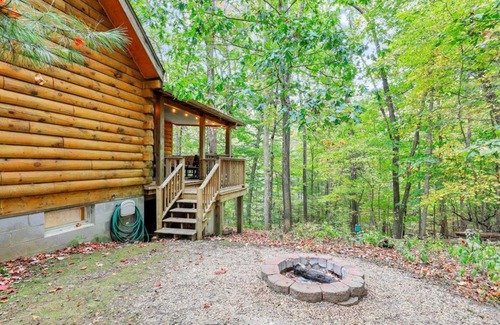 Apple Valley Cabin | Serene cabin at Apple Valley Lake