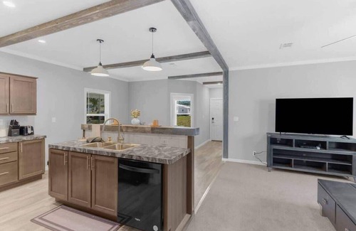 Dade City House | 🌴 Serene Dade City Escape | Cozy Comfort Meets Resort-Style Living!