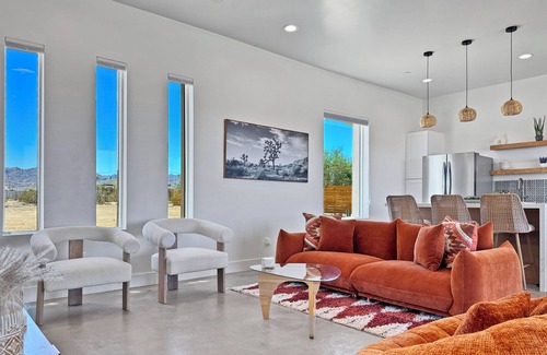 Joshua Tree House | Serene Desert Sanctuary - Pool, Hot Tub, Sauna & More in a Stunning New Home!