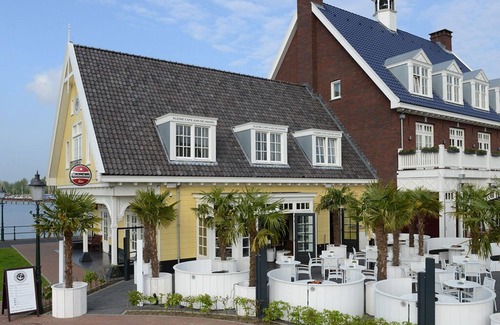 Municipality of Huizen Hotel | Serene Haven w/Onsite Dining | Near Naarderbos Trails & Huizer Museum