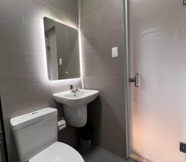 Lemery Apartment | Serene Holiday Home Mt Taal View lel