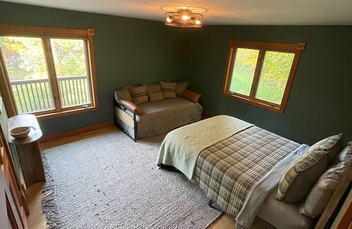 Lutsen House | Serene lodge in the forest