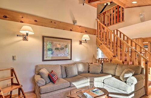 West Jefferson Cabin | Serene Mountain Retreat w/ Hot Tub & Grills!