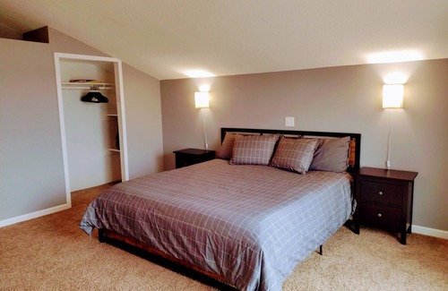 Ossipee Cabin | Serene pet-friendly lakefront cabin near Brainerd