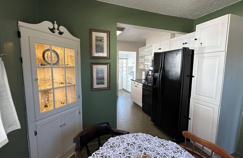 Mount Airy House | Serene Sanctuary - Pet-Friendly