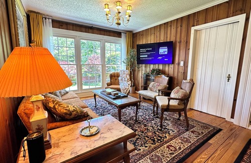 Mount Airy House | Serene Sanctuary - Pet-Friendly