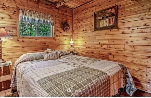 Castle Rock Cabin | Serene Sky Cabin in Castle Rock. 1bed/1bath + a loft , private, pet friendly