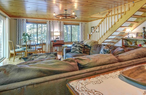 New Durham House | Serene Waterfront New Durham Home: Patio & Kayaks