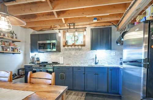 New Durham House | Serene Waterfront New Durham Home: Patio & Kayaks