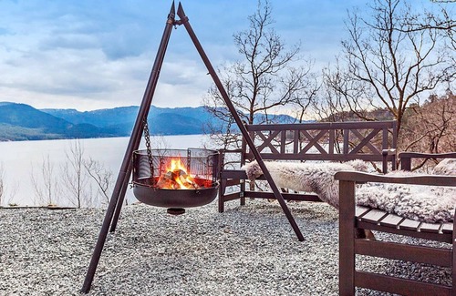 Sveio House | Serene Waterfront Retreat-By Traum