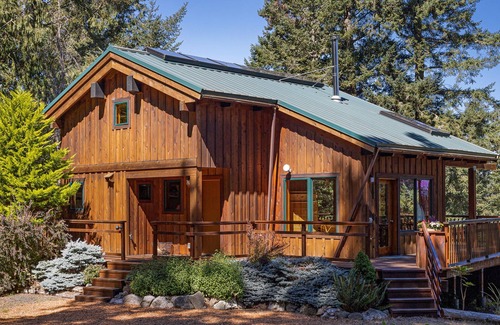 Friday Harbor House | Serene Waterview Cabin Near Friday Harbor