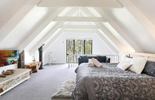 St. Georges Basin House | Serenity 222 The Estate in Jervis Bay