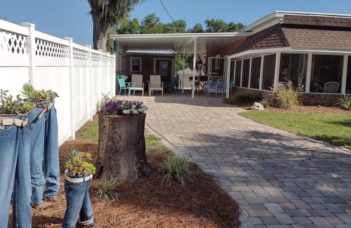 Hernando House | Serenity at the Lake