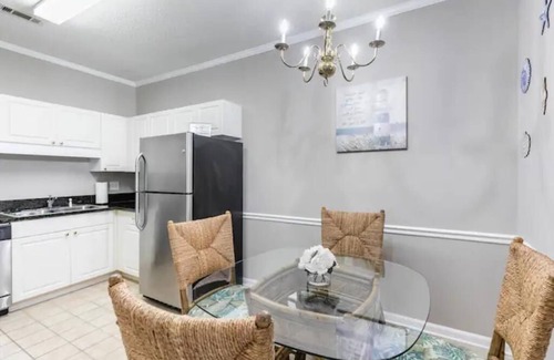 Vaught Apartment | Serenity by the Shore 3BR/2BA