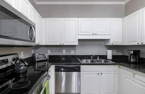 Vaught Apartment | Serenity by the Shore 3BR/2BA