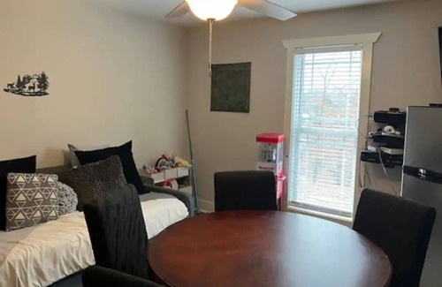 Stoney Point Landing House | Serenity Cove on Smith Lake