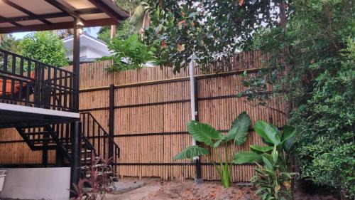 Ko Pha-ngan Apartment | Serenity House with Large terrace