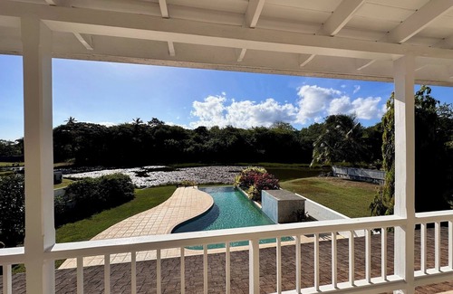 Golden Grove Villa | Serenity - lake view villa in Samaan Grove