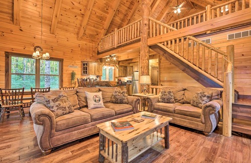 Logan Cabin | 'Serenity Now' Cabin w/Fire Pit + Game Room!