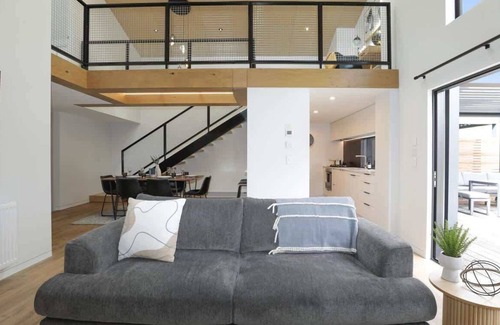 Rotorua House | Serenity on Sophia | Executive Living + Spa Pool