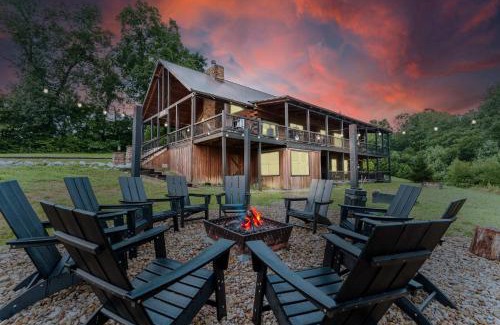 New Plymouth House | Serenity Ridge 6 Br Sleeps 16 Pool Hot Tub