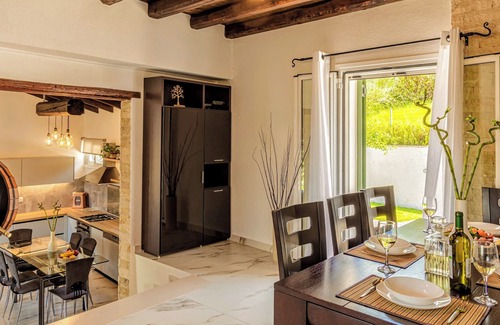 Benitses Villa | Serenity Villa Retreat in Corfu close to Resort